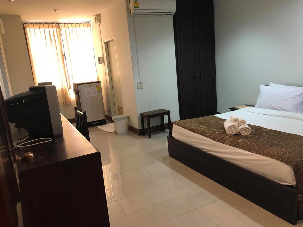 Vipa House Hotell Chiang Mai Eksteriør bilde