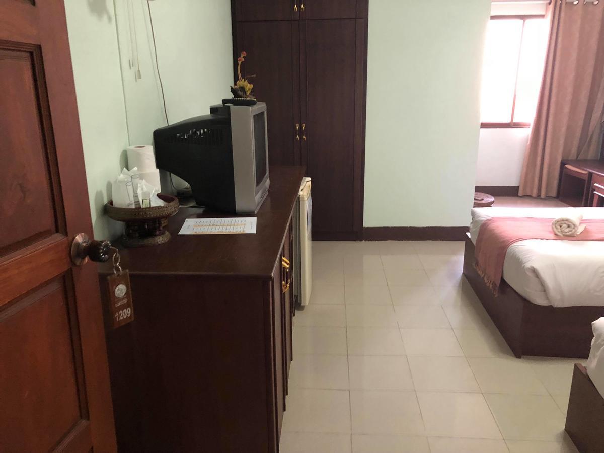 Vipa House Hotell Chiang Mai Eksteriør bilde