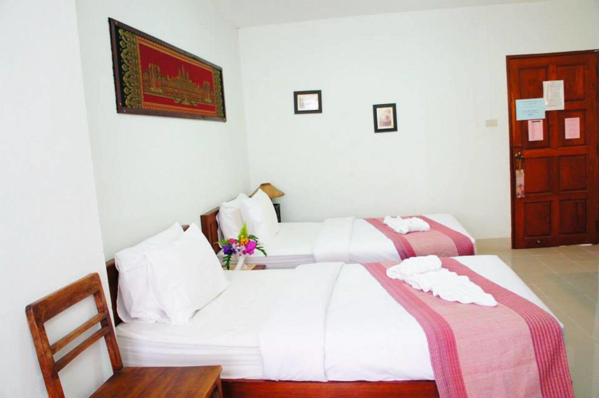 Vipa House Hotell Chiang Mai Eksteriør bilde